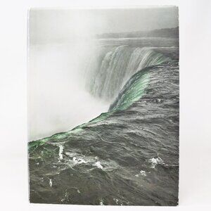 Annie Leibovitz Pilgrimage Hardcover Illustrated Dust Jacket First Edition Photo